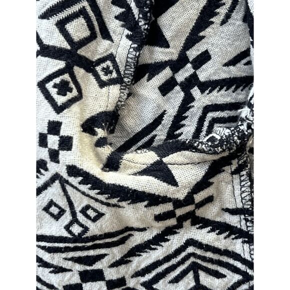 Black and White Geometric Bralette and Jacket Set Cotton Weave - Size M - Picture 3 of 10